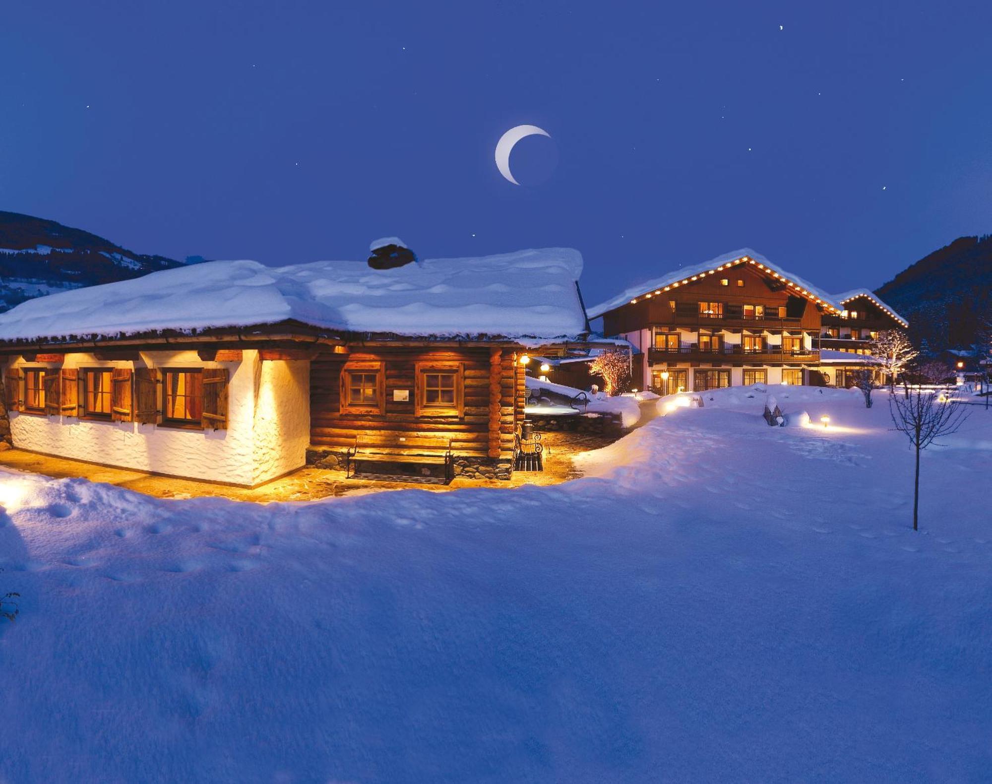Wanderhotel Kirchner Bramberg am Wildkogel Zewnętrze zdjęcie