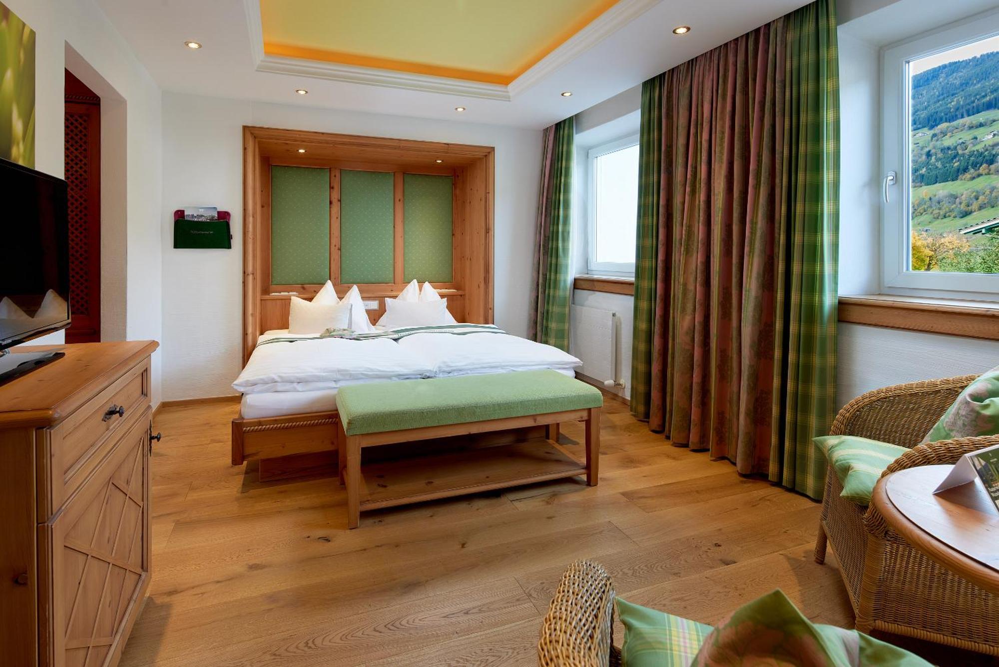Wanderhotel Kirchner Bramberg am Wildkogel Zewnętrze zdjęcie